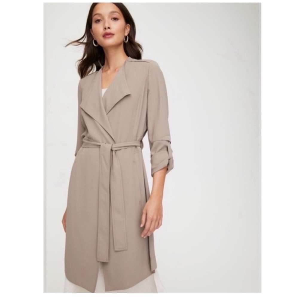 Aritzia Babaton Quincey Flowy Trench Coat in Modern Taupe Size S